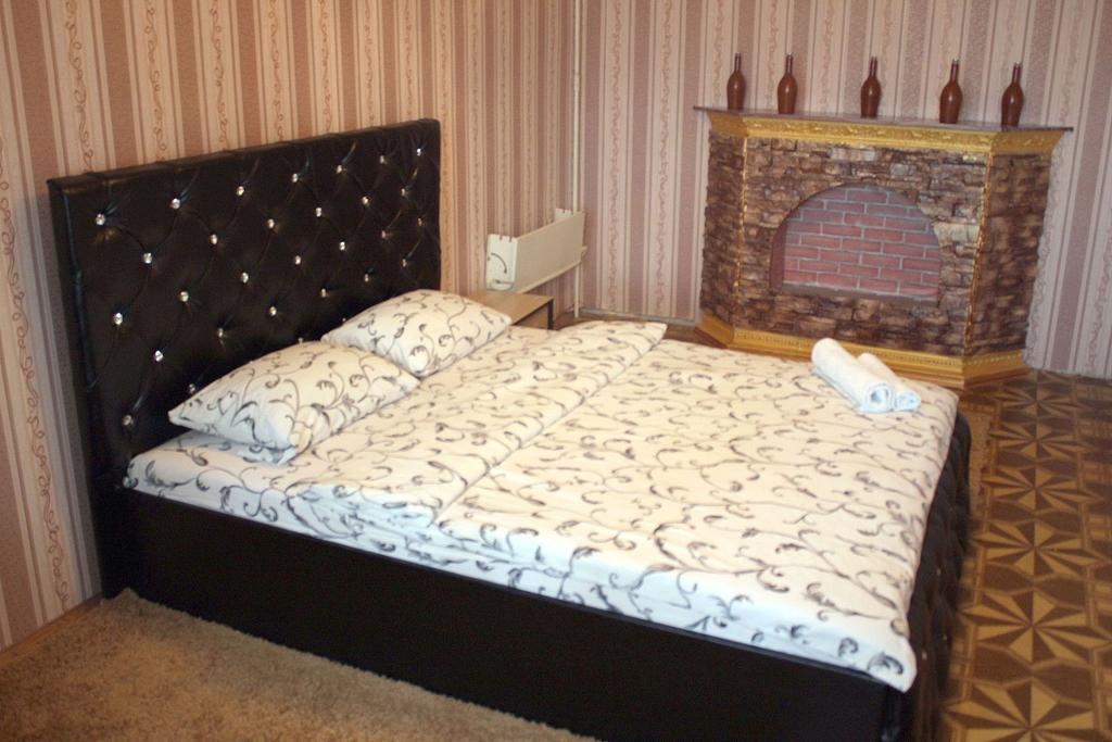 Apartment On Fastivs'Ka 2 Bila Cerkva Exteriér fotografie